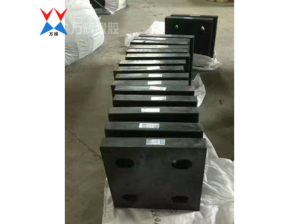 網(wǎng)架橡膠墊片 (3)