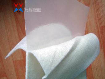 700g兩布一膜土工膜