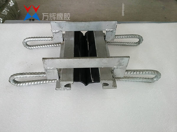 RG伸縮縫2