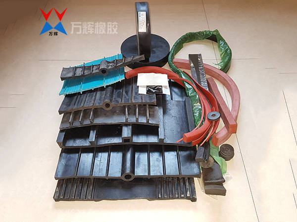 中埋橡膠止水帶