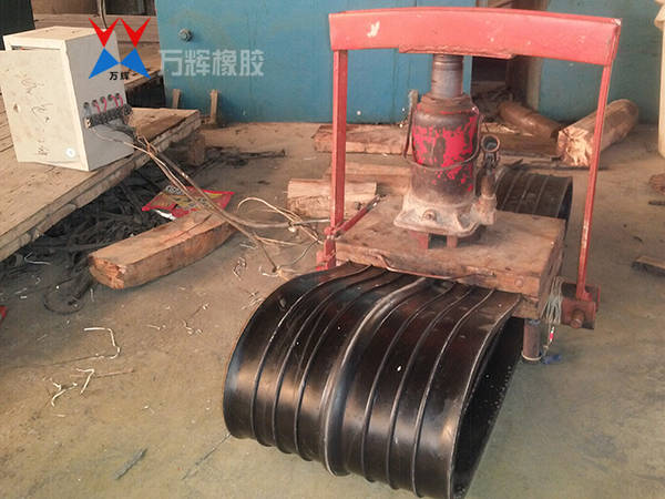 熱硫化模具