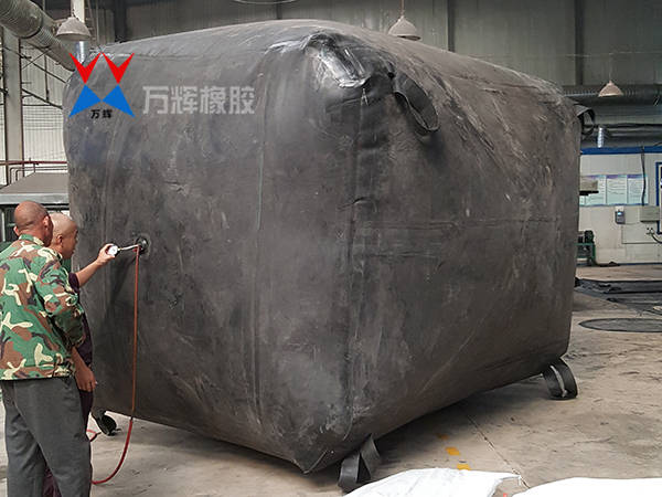 2.5米大型方氣囊